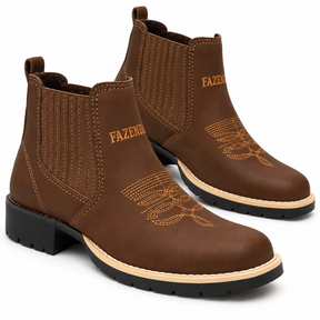 Kit Bota Masculina Boiadeiro de Cano Curto em Couro Legítimo + 3 BRINDES: Chapéu, Cinto e Capinha