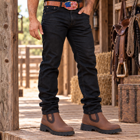 Kit Bota Zaron Masculina Ortopédica e Antiderrapante de Couro Legítimo + BRINDES: Chapéu, Cinto e Capinha