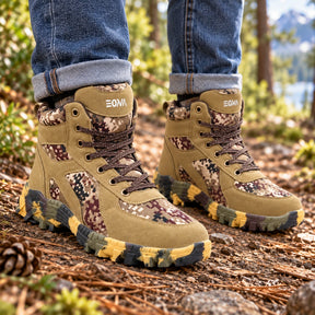 Kit Bota Kronos Masculino em Couro Legítimo, Ripstop e Borracha de Suporte Ortopédico com Cano Curto e Sola Camuflada + BRINDES: Cinto, Relógio e Óculos de Sol