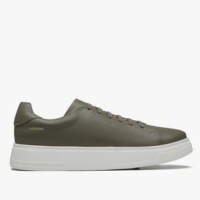 Tênis Slip-on em Couro Oliva Nathan